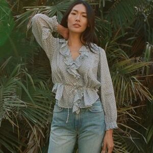 Doen Leanna Top Bluebell Hillside Floral